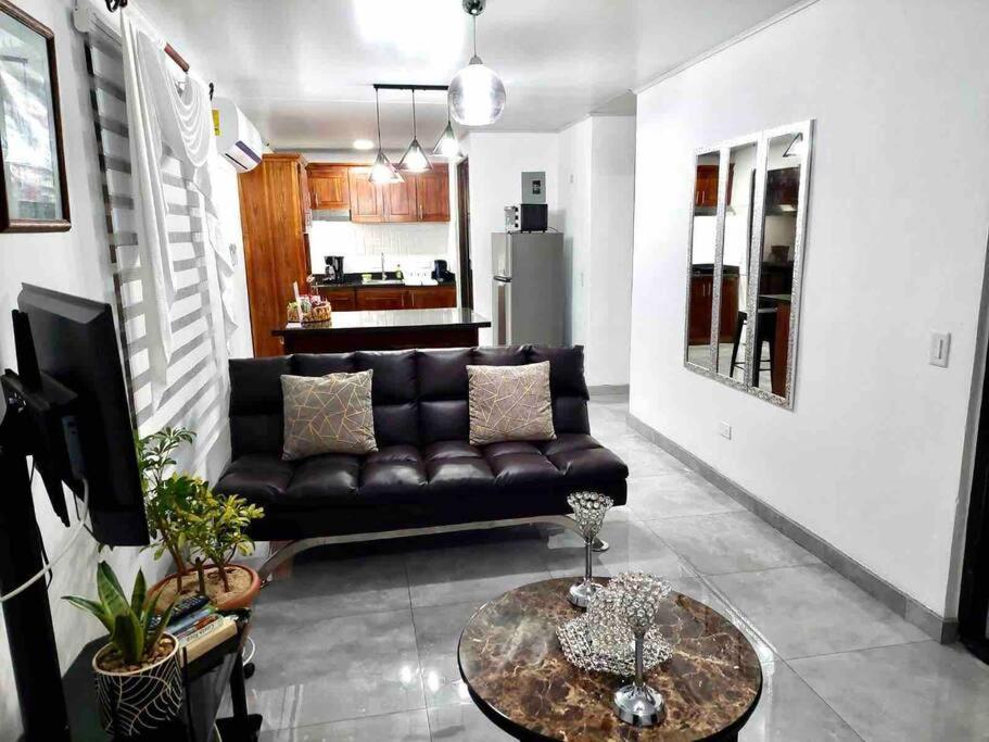Airport Sjo Residence - Edward & Familia Inn Rio Segundo ภายนอก รูปภาพ