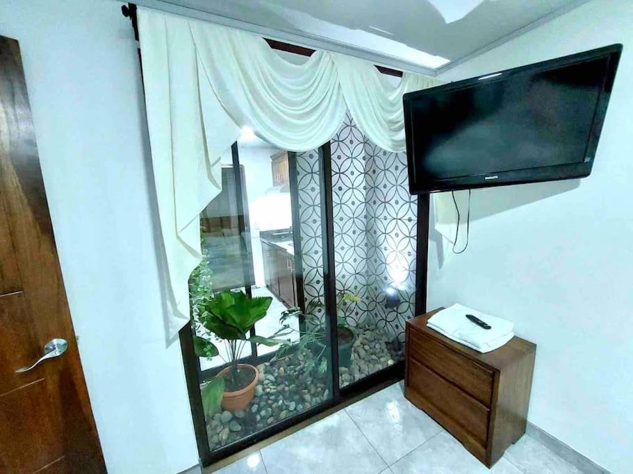 Airport Sjo Residence - Edward & Familia Inn Rio Segundo ภายนอก รูปภาพ