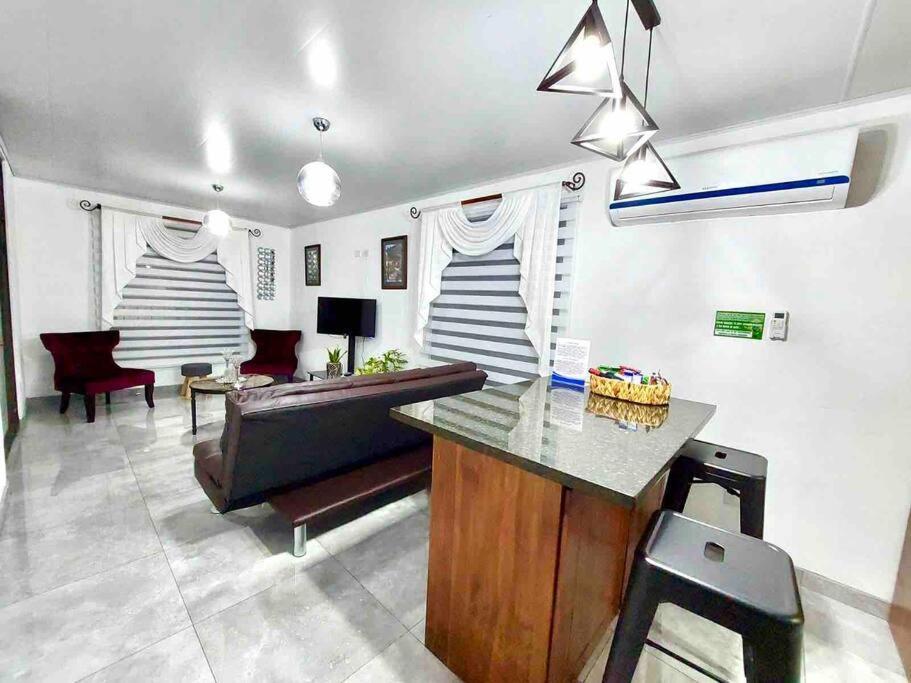 Airport Sjo Residence - Edward & Familia Inn Rio Segundo ภายนอก รูปภาพ