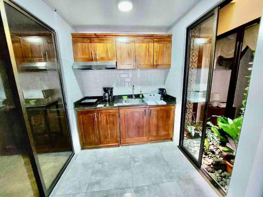 Airport Sjo Residence - Edward & Familia Inn Rio Segundo ภายนอก รูปภาพ
