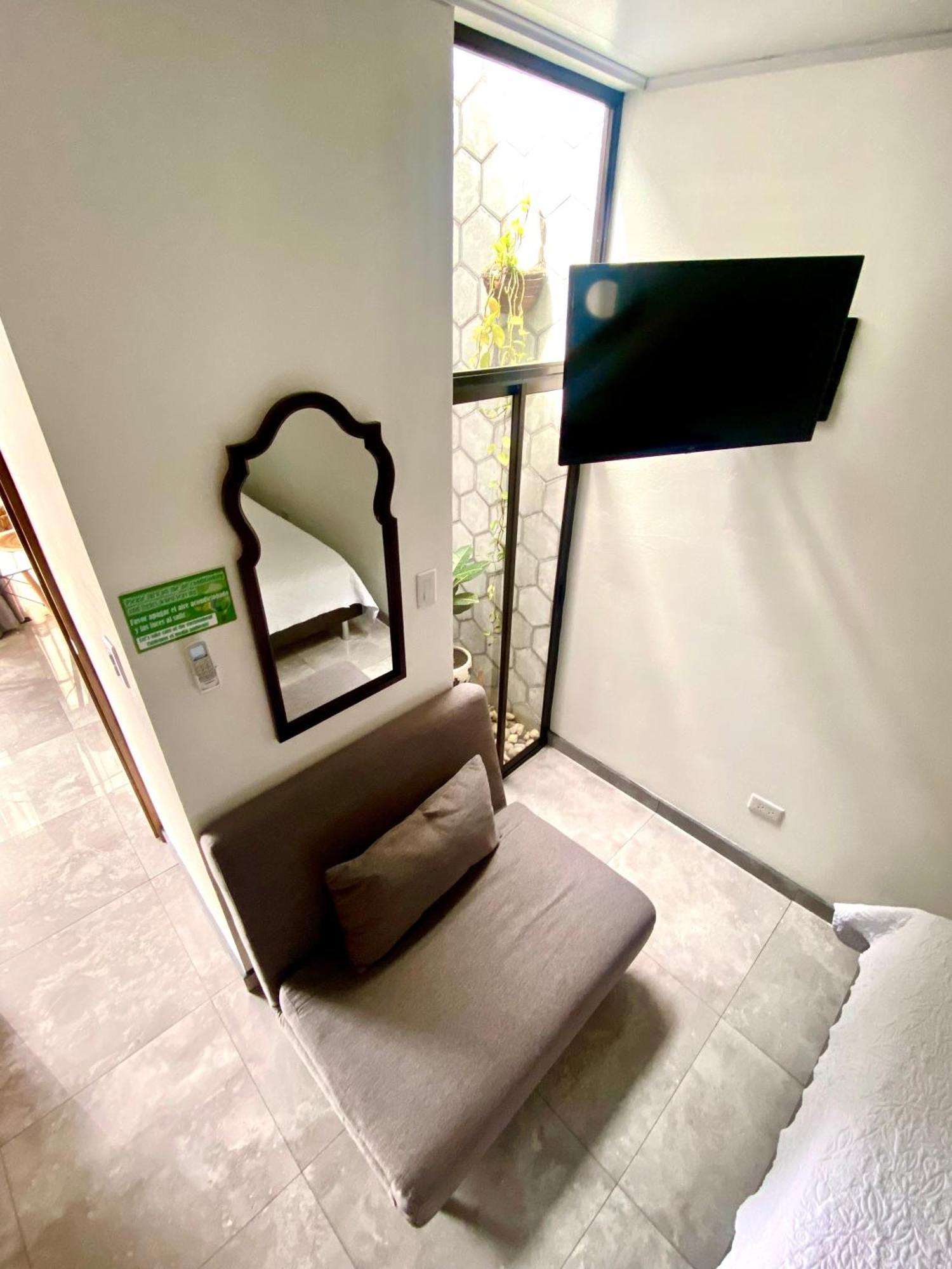 Airport Sjo Residence - Edward & Familia Inn Rio Segundo ภายนอก รูปภาพ