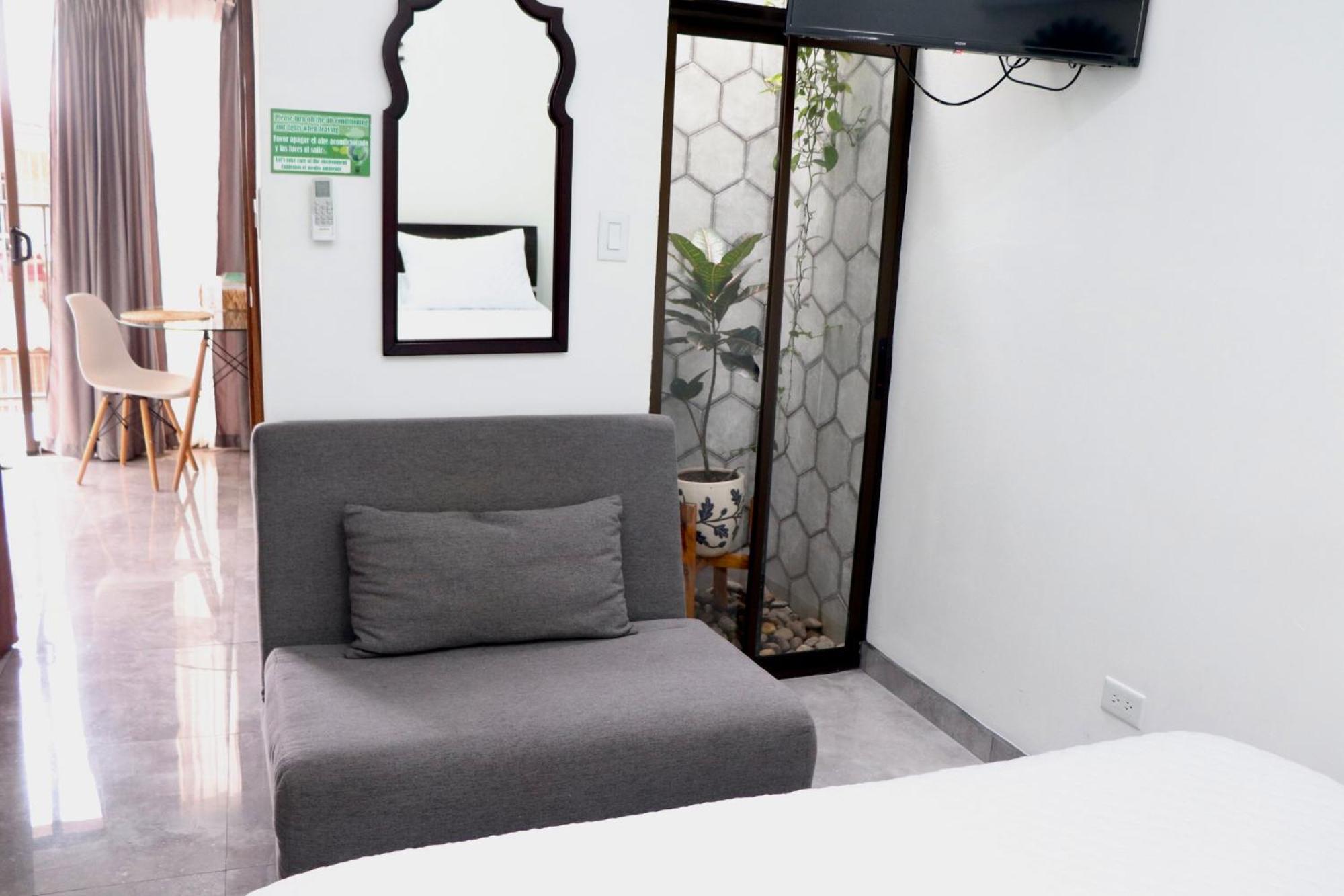 Airport Sjo Residence - Edward & Familia Inn Rio Segundo ภายนอก รูปภาพ