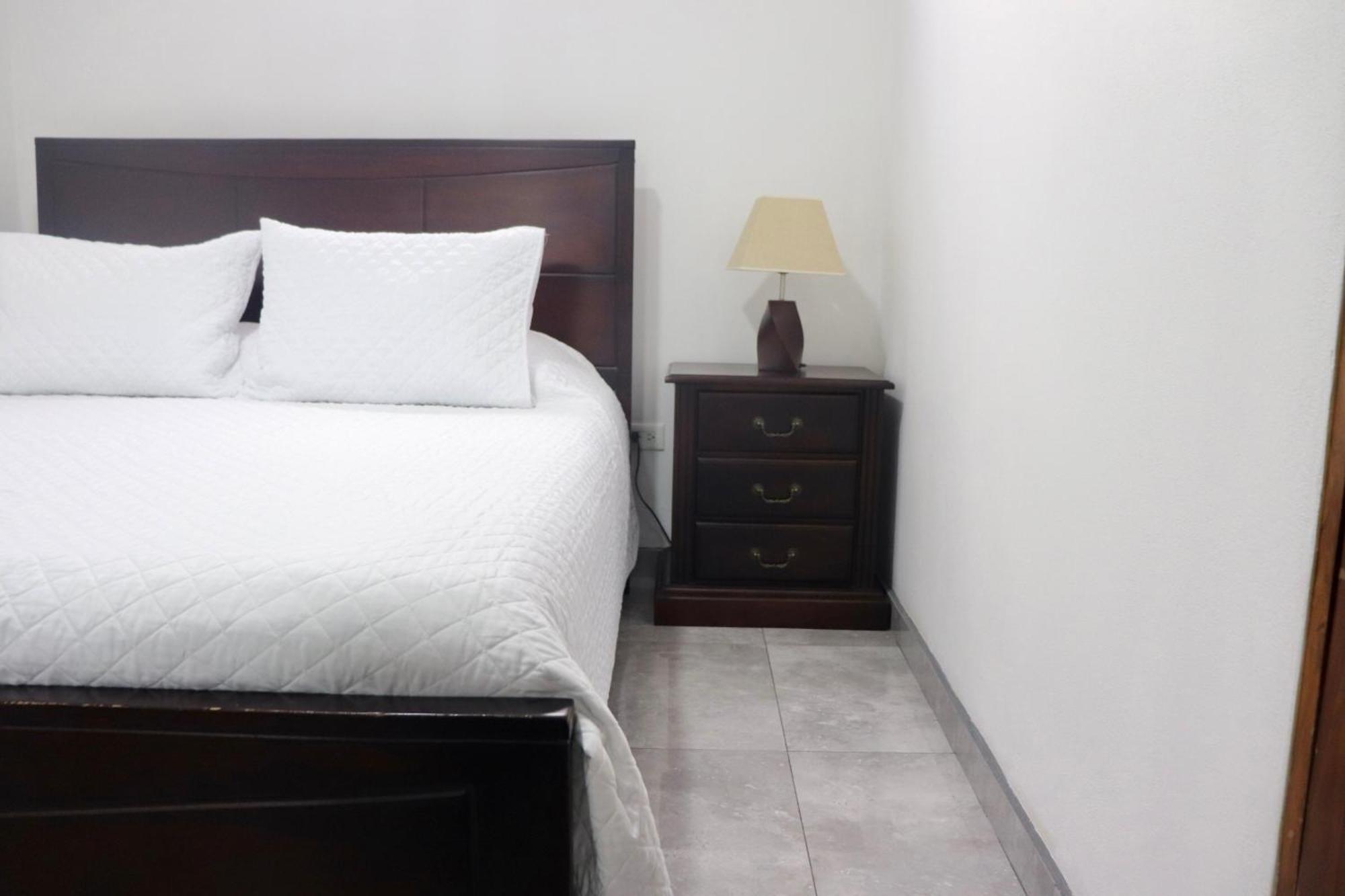 Airport Sjo Residence - Edward & Familia Inn Rio Segundo ภายนอก รูปภาพ