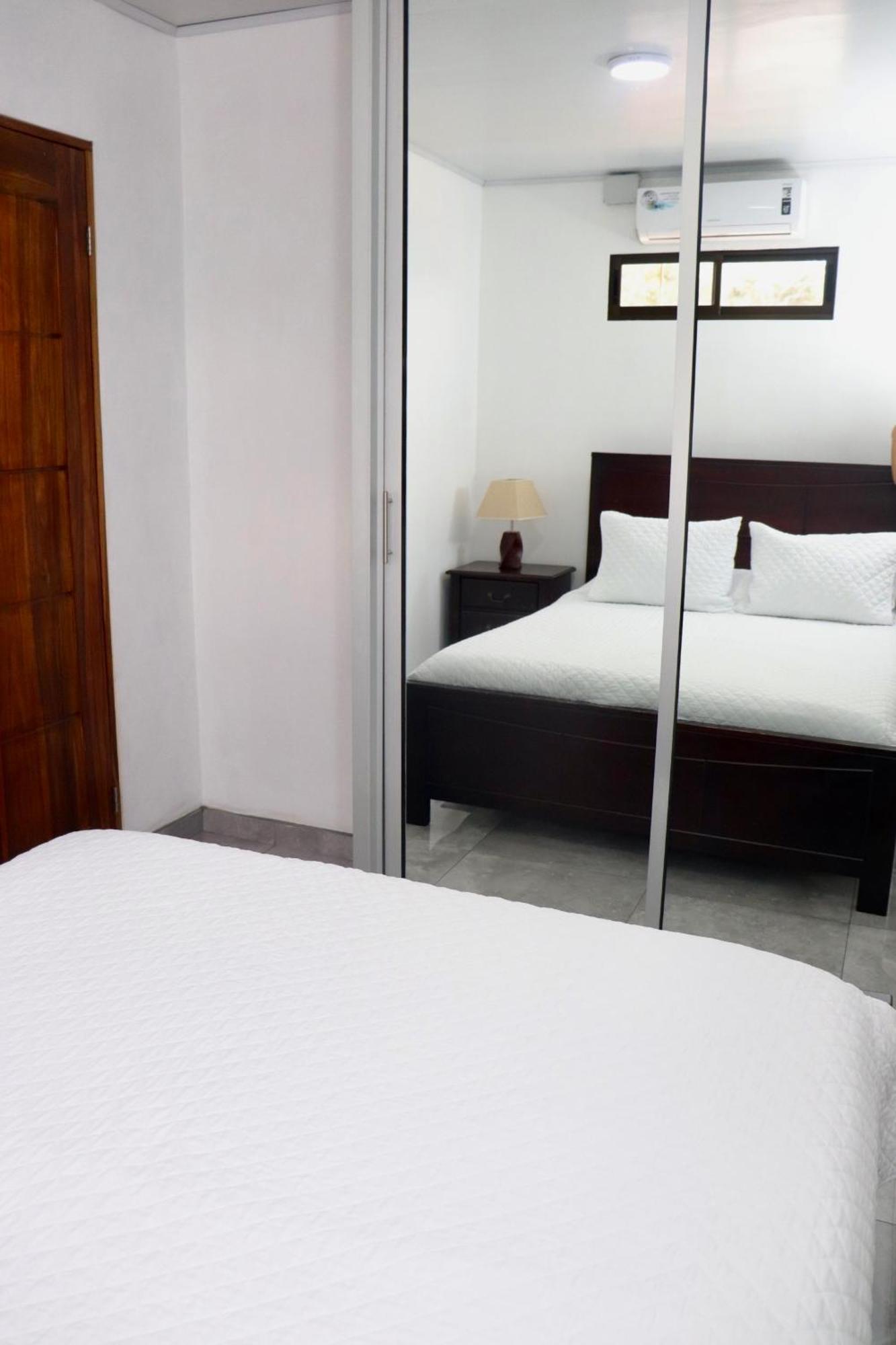 Airport Sjo Residence - Edward & Familia Inn Rio Segundo ภายนอก รูปภาพ