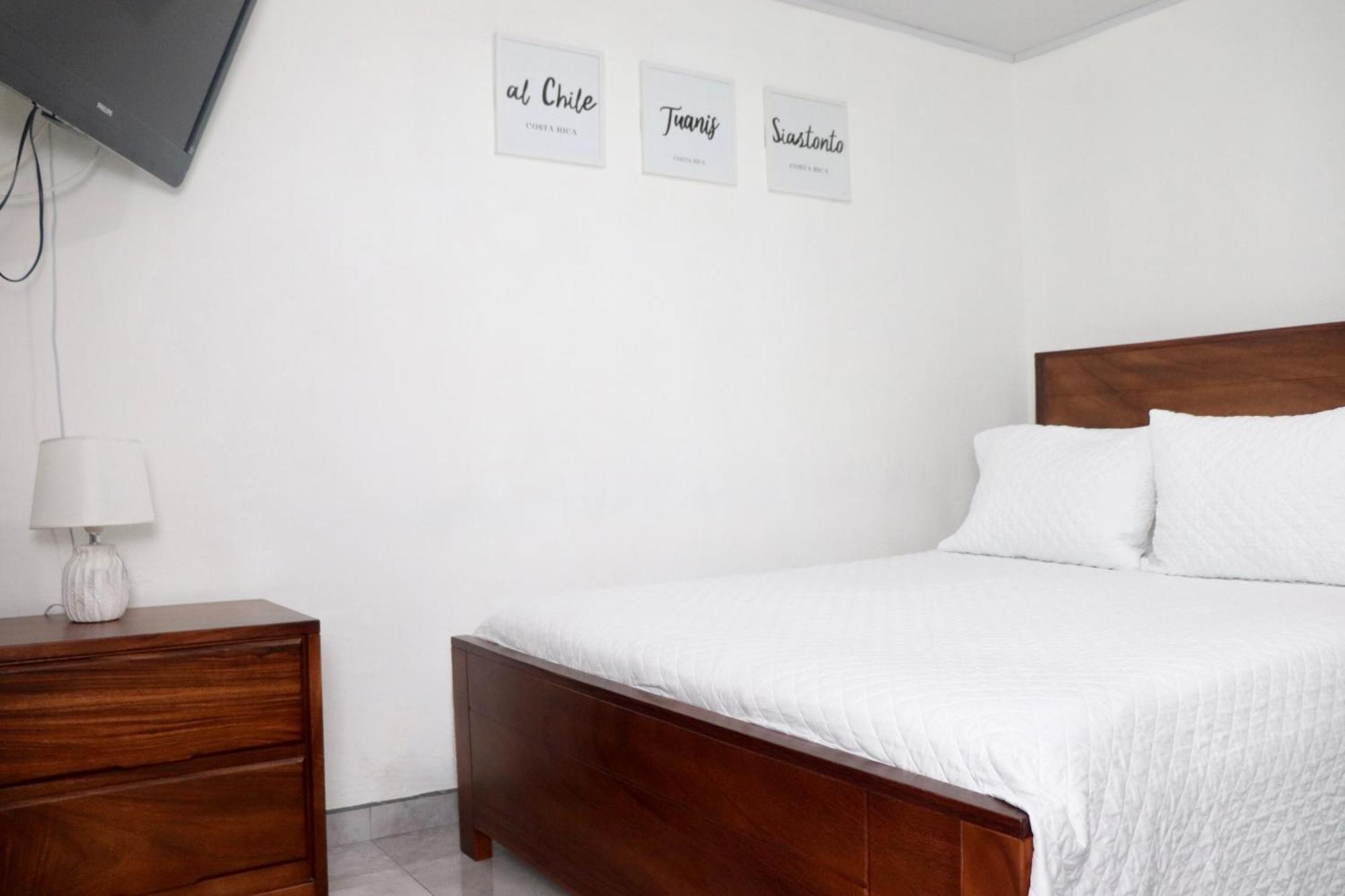 Airport Sjo Residence - Edward & Familia Inn Rio Segundo ภายนอก รูปภาพ